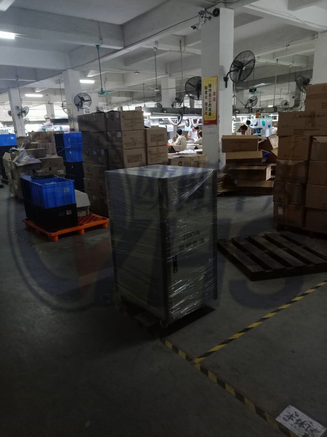 �Ͽͻ��ع���������25KVA��Ƶ��Դ|220V/60HZ���|���Լ�ʪ��|