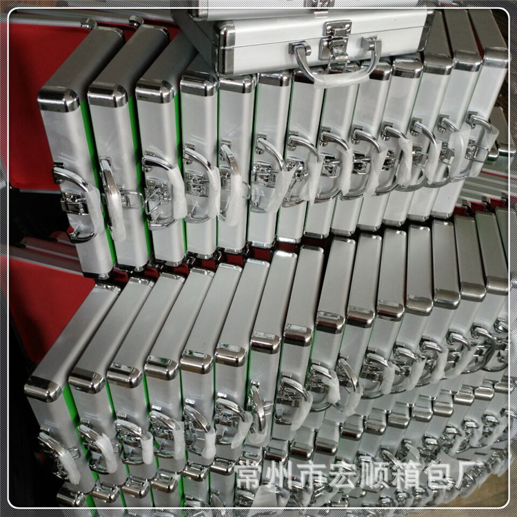 常州铝箱产业带出售各类仪器设备包装防震工具箱 eva包装内衬模型