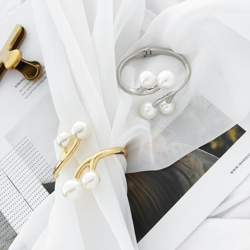 fashion alloy pearl open bracelet