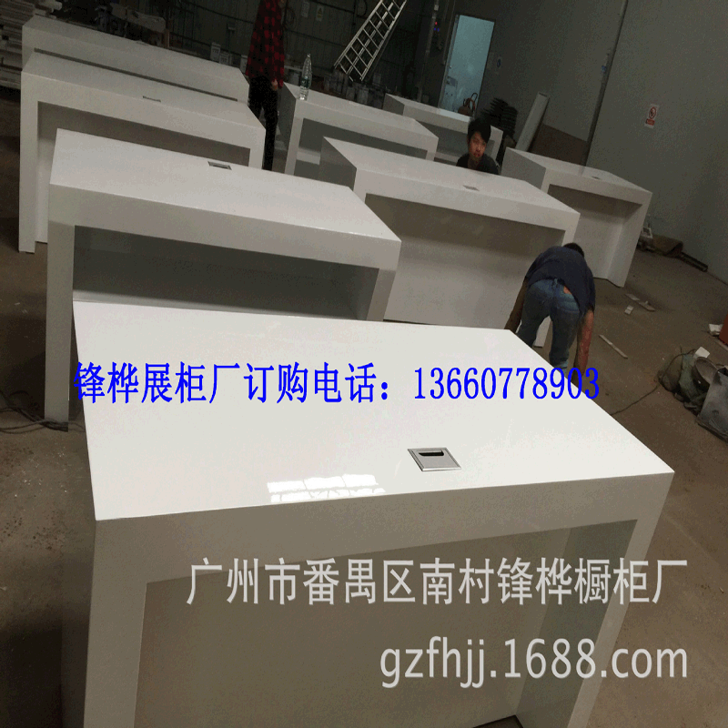 专业制作出口洋酒展柜 洋酒精品展柜 洋酒形象专柜 钢琴漆酒展柜