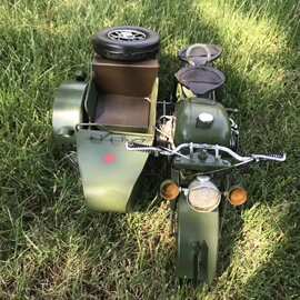 摩托车摆件铁艺长江750大号摩托模型橱窗酒吧拍摄道具重型机车