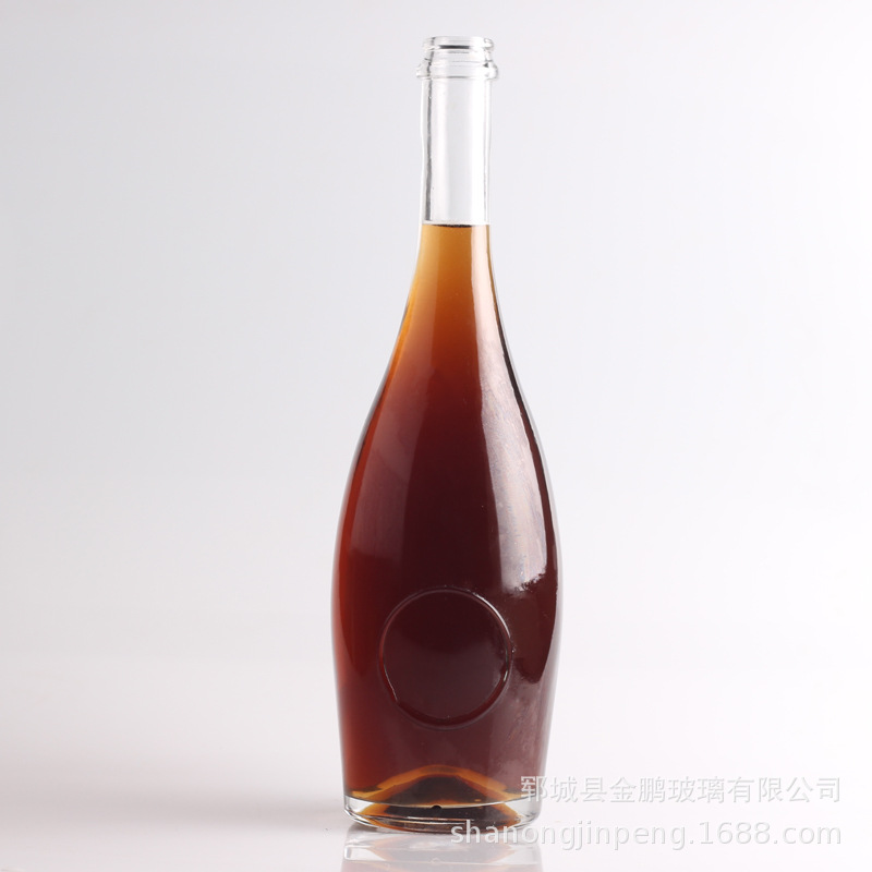金鹏玻璃厂家直销出售白酒玻璃瓶  晶白料玻璃瓶 可定制