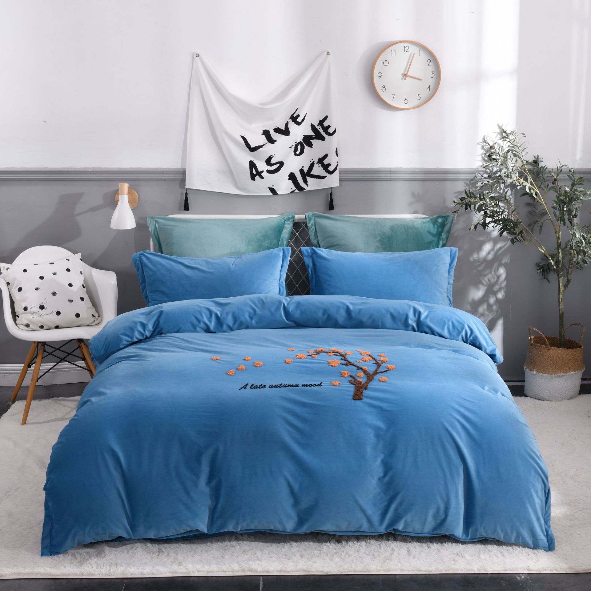 法兰绒绣花四件套冬季保暖水晶绒床上用品bed sheet set