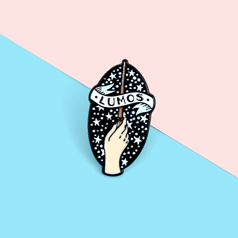 Fashion Pin Letter Hand Alloy Stoving Varnish Unisex Brooches display picture 2