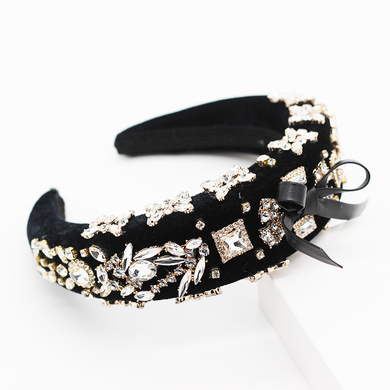 Korean Fashion Exaggerated Sponge Diamond-encrusted Bow Headband Ladies Prom Catwalk Gift Headband Nihaojewelry Wholesale display picture 6