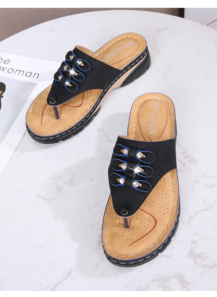 Wholesale of 2021 new style casual high-heeled sandals for women with round heads, cross-border large-sized women's sandals undefined