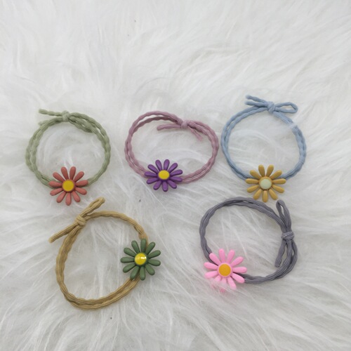 Fresh little daisy hair tie, chrysanthemum hair rope, girl heart rubber band, sweet and versatile contrasting color hair ring manufacturer wholesale