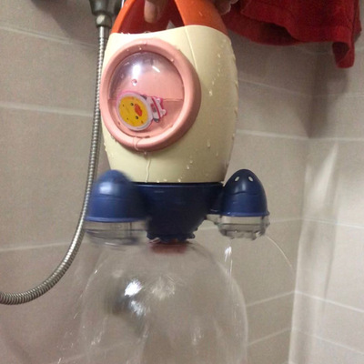 現貨水動力旋轉噴水火箭花灑夏日玩具嬰兒童浴室戲水洗澡抖音同款