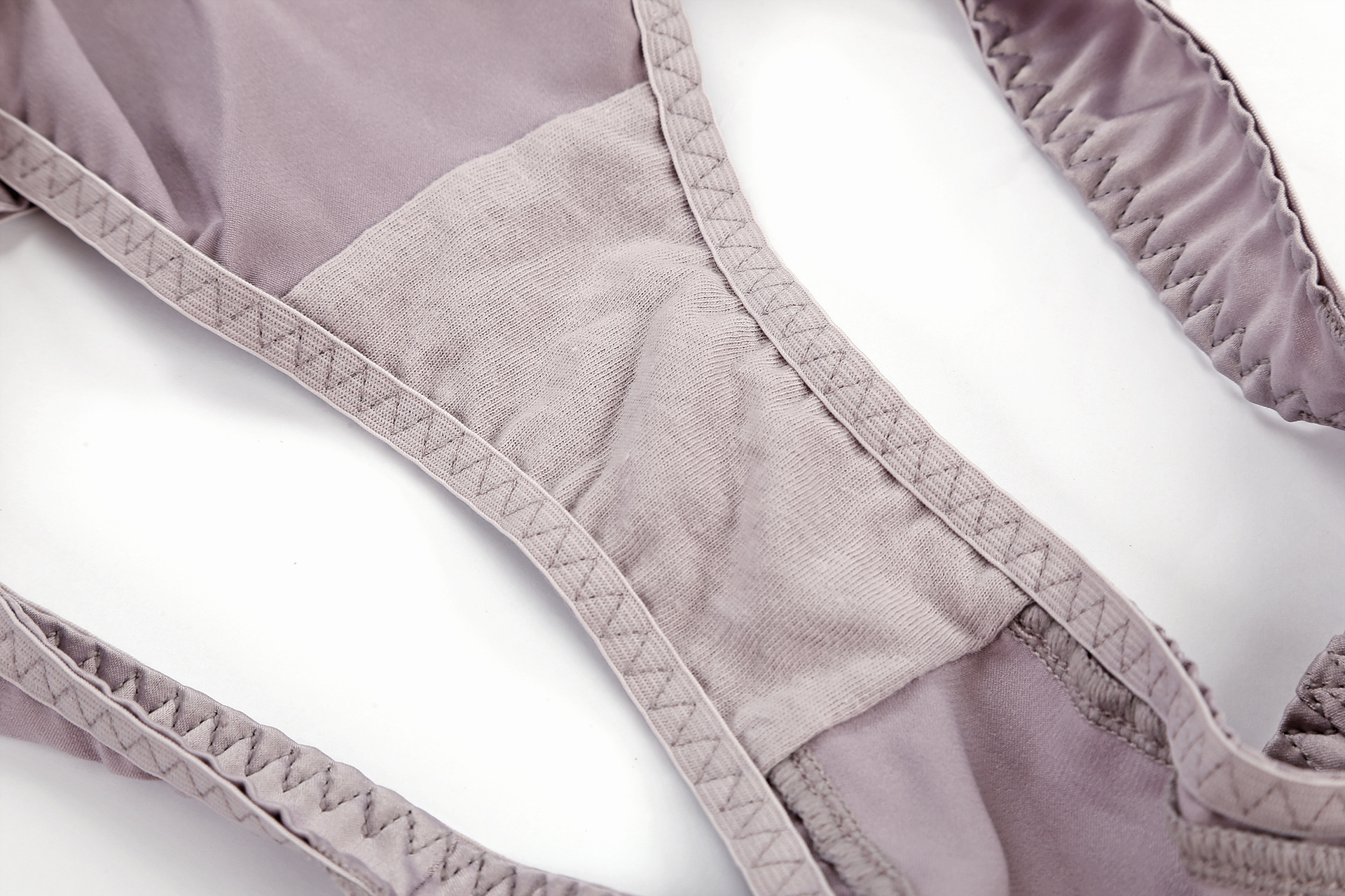 Thin cotton glossy lingerie sexy half cup thin colored Ding women's large chest display small size bra set_voghion.com