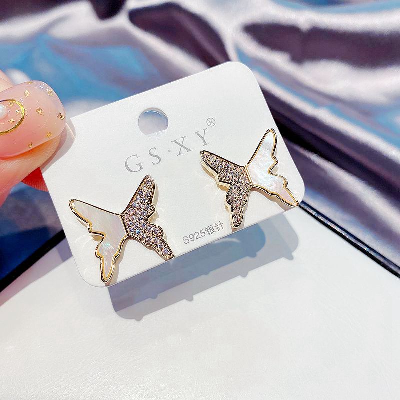 High-end-aura Schmetterlings Ohrringe Weibliche S925 Silber Nadel Zirkon Mikro Eingelegte Natürliche Muschel Ohrringe Koreanische Ohrringe display picture 2