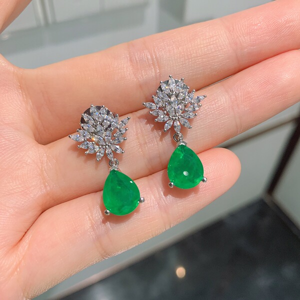 Retro jewelry
