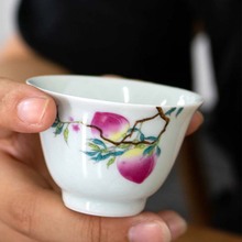 仿古粉彩寿桃功夫品茶杯仿古釉功夫茶具景德陶瓷小茶杯陶瓷杯