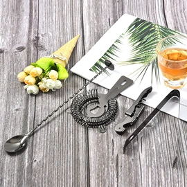 厨房小工具;刨子、削皮器;烘焙量勺量杯