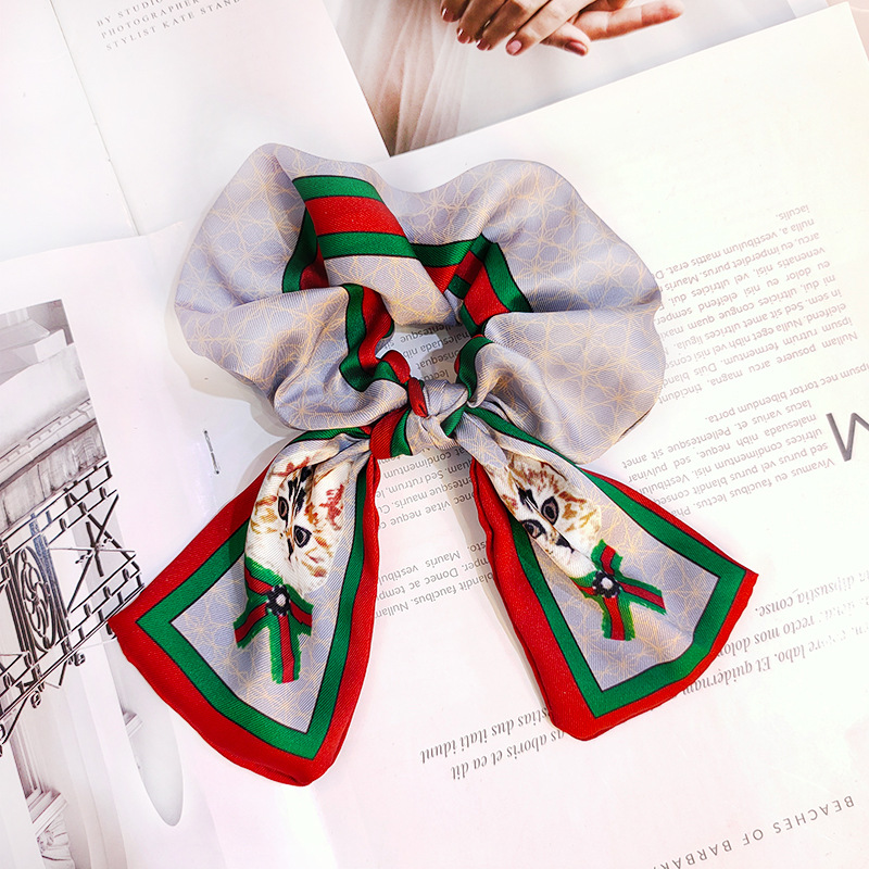 Korean Kitty Big Bow Hair Band Retro Silk Hairpin Stripe Printing Headband Wholesale Nihaojewelry display picture 11