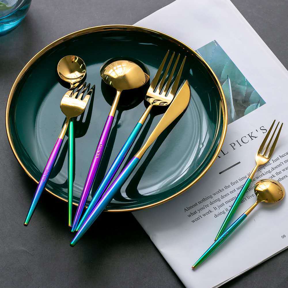 Produttore all'ingrosso 304 acciaio inossidabile coltello forchetta cucchiaio logo personalizzato set di posate occidentali stoviglie portoghesi_voghion.com