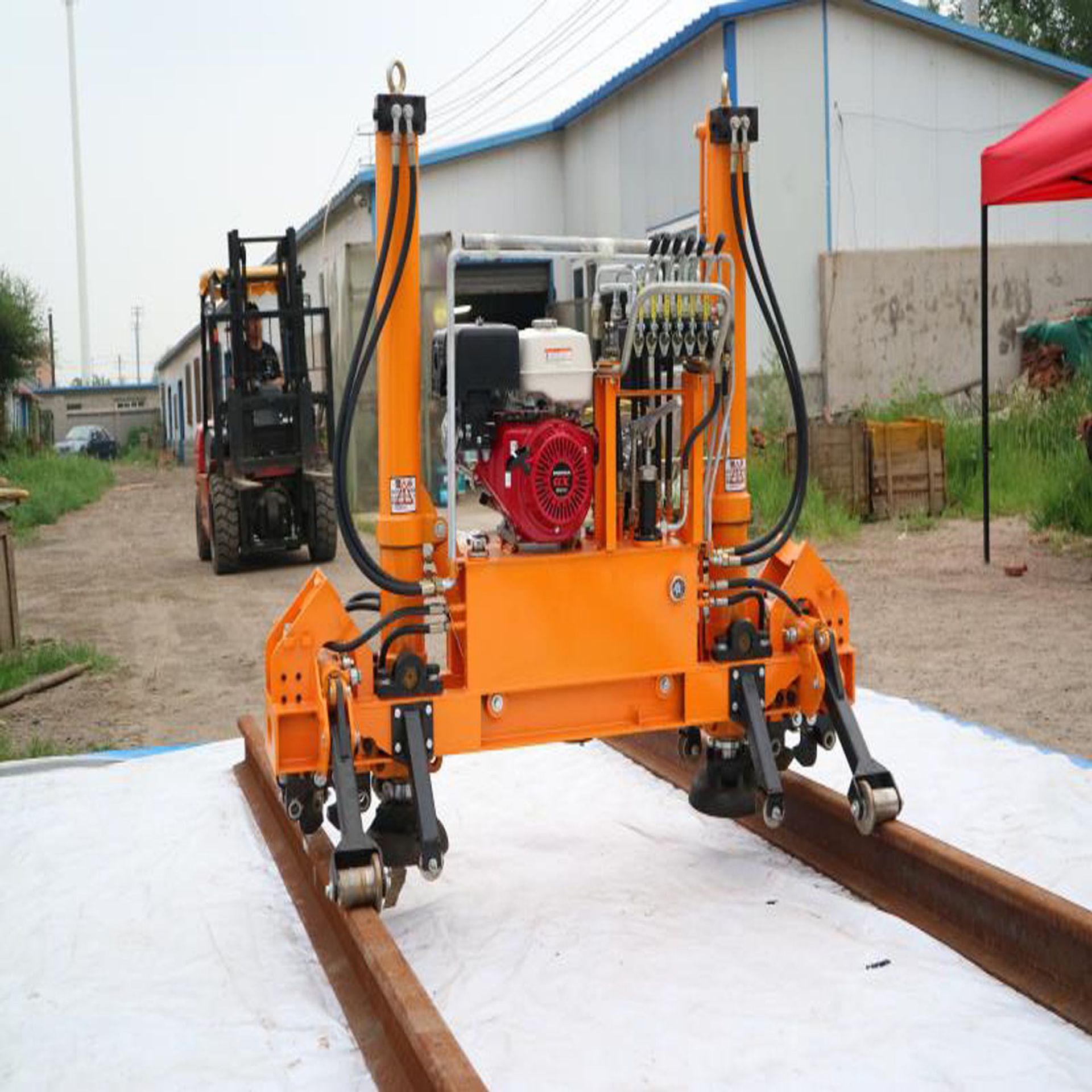 线路捣固机 厂家 XSYD-22双缸2台每组线路捣固机线路养修规格齐全