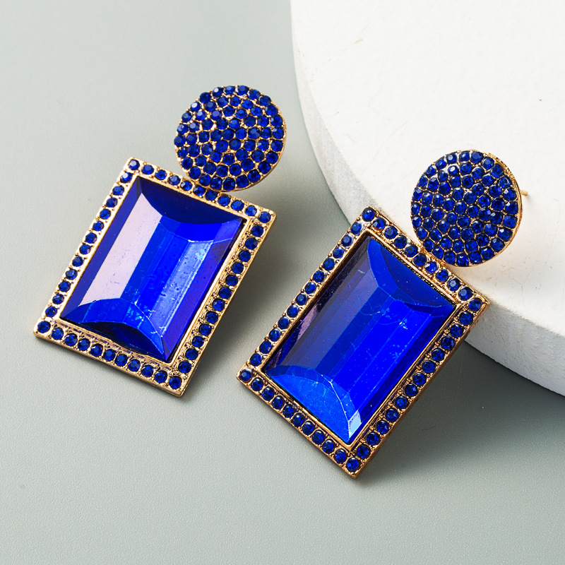 Retro Exaggerated Earrings Ladies Alloy Inlaid Rhinestone Geometric Korean Earrings Wholesale Nihaojewelry display picture 1