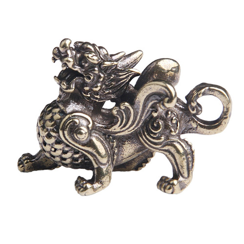 Brass aged Feitian Qilin car keychain pendant to attract wealth and auspicious beast creative pendant stall small copperware wholesale