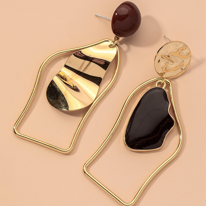 Fashion Exquisite Retro Simple Earrings display picture 7