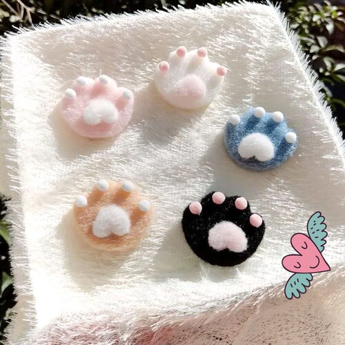 Cartoon plush cat paw brooch ins soft cute trendy pin girl heart clothing bag versatile decoration