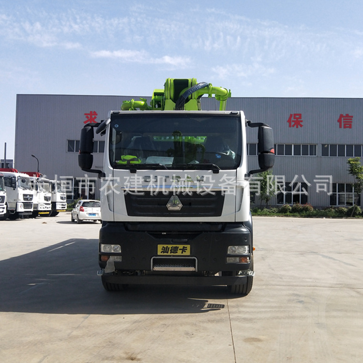 农建机械 重汽汕德卡47米天泵 移动式臂架混泥土泵车