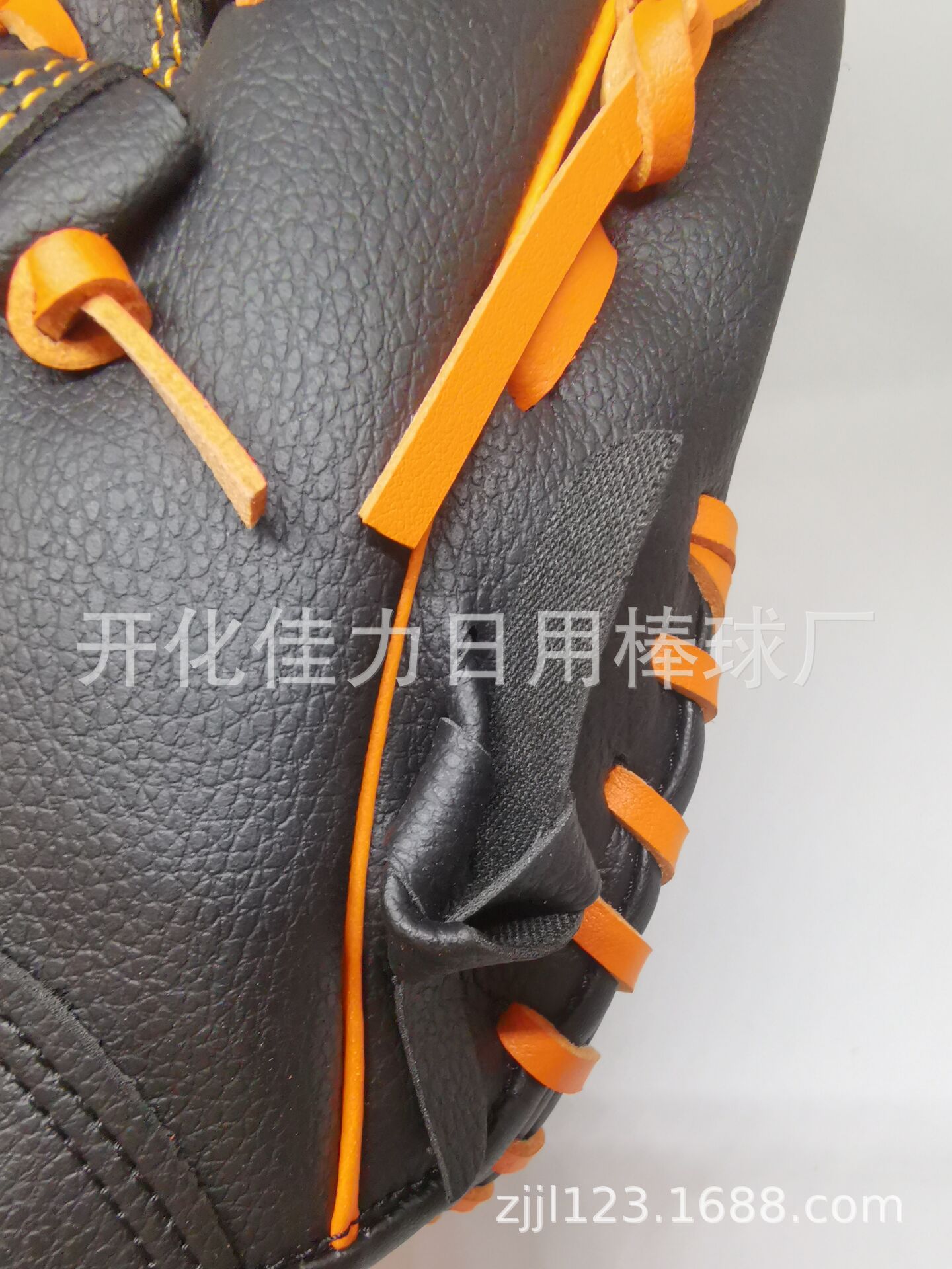 0D7396A5305F05B3B24C51E8A62798