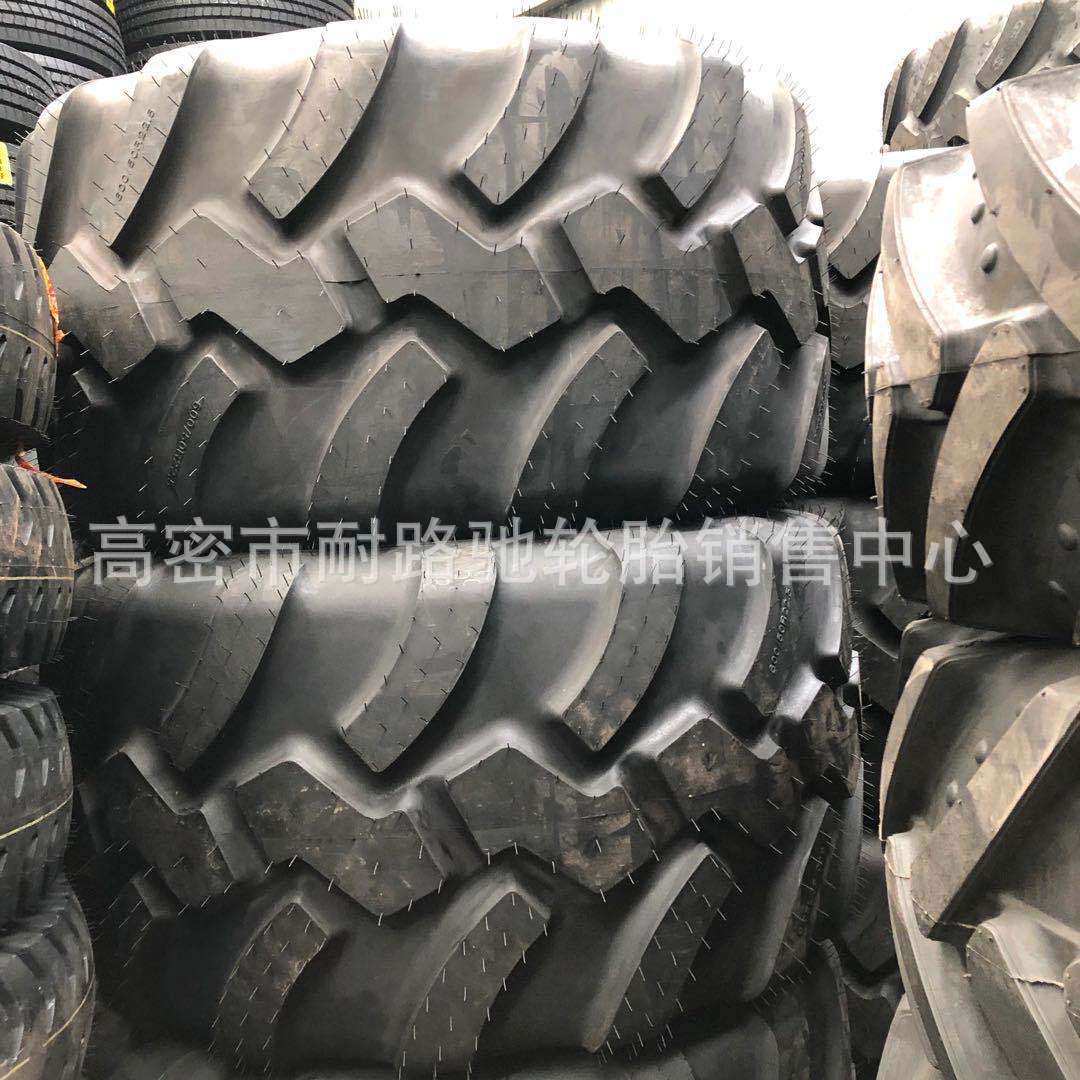 农业拖车轮胎600/55R26.5 650/65R26.5 600/50R22.5 真空钢丝轮胎