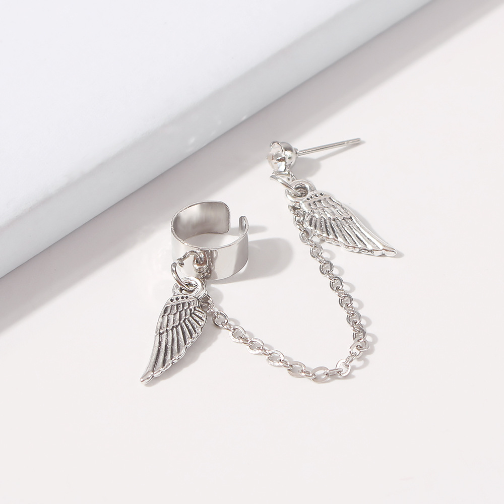 New Wing Exaggerated Retro High-end Earrings display picture 8