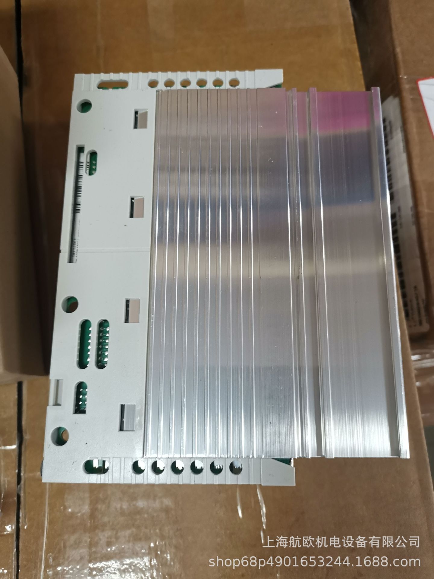 E82EV551K4C   LENZE 变频器