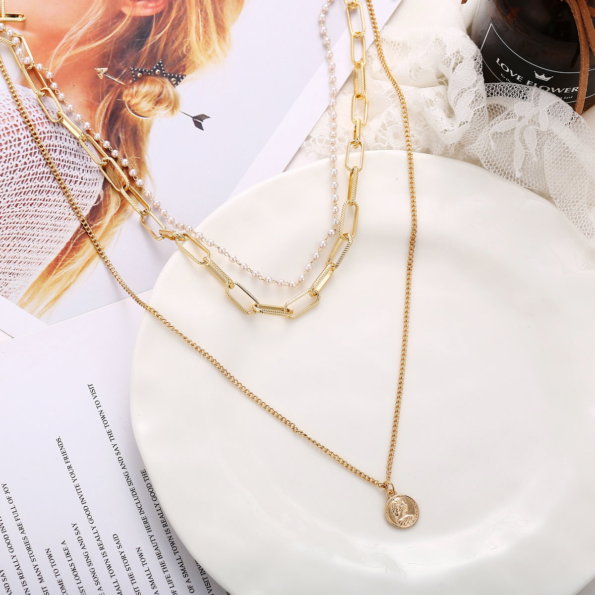 hot sale portrait seal pearl chain multilayer necklace creative retro alloy necklace wholesale nihaojewelrypicture5
