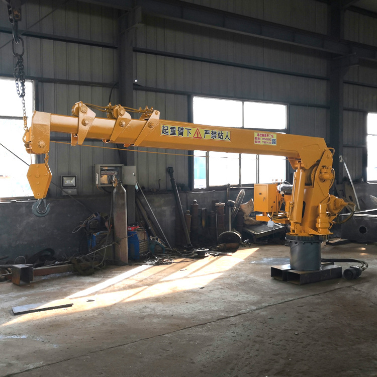 小型驳船吊机 港口渔船甲板吊机 出售2吨-25吨船用起重机