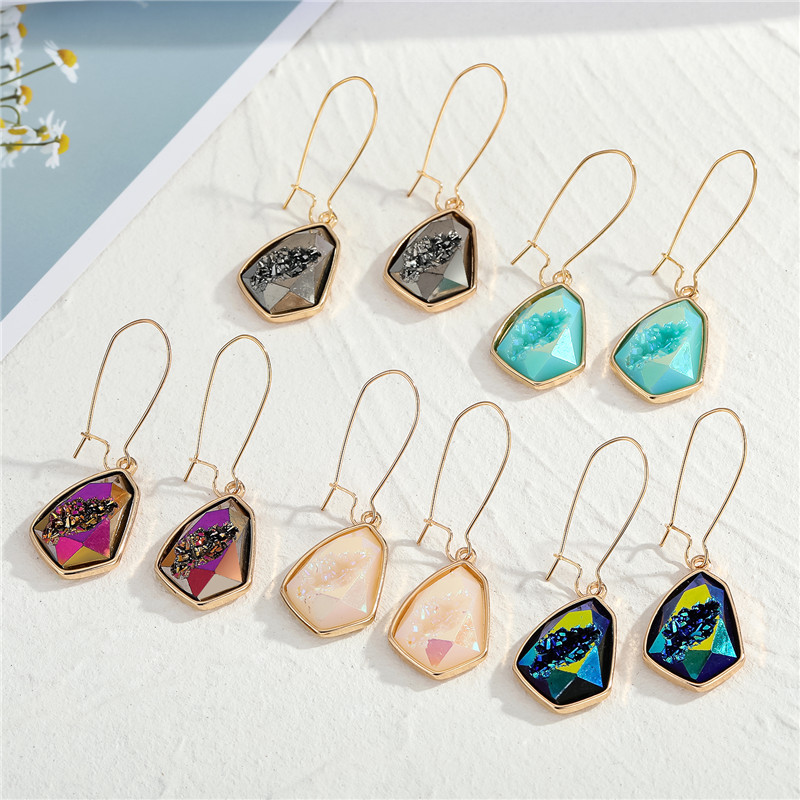 New Imitation Natural Stone Irregular Earrings display picture 1