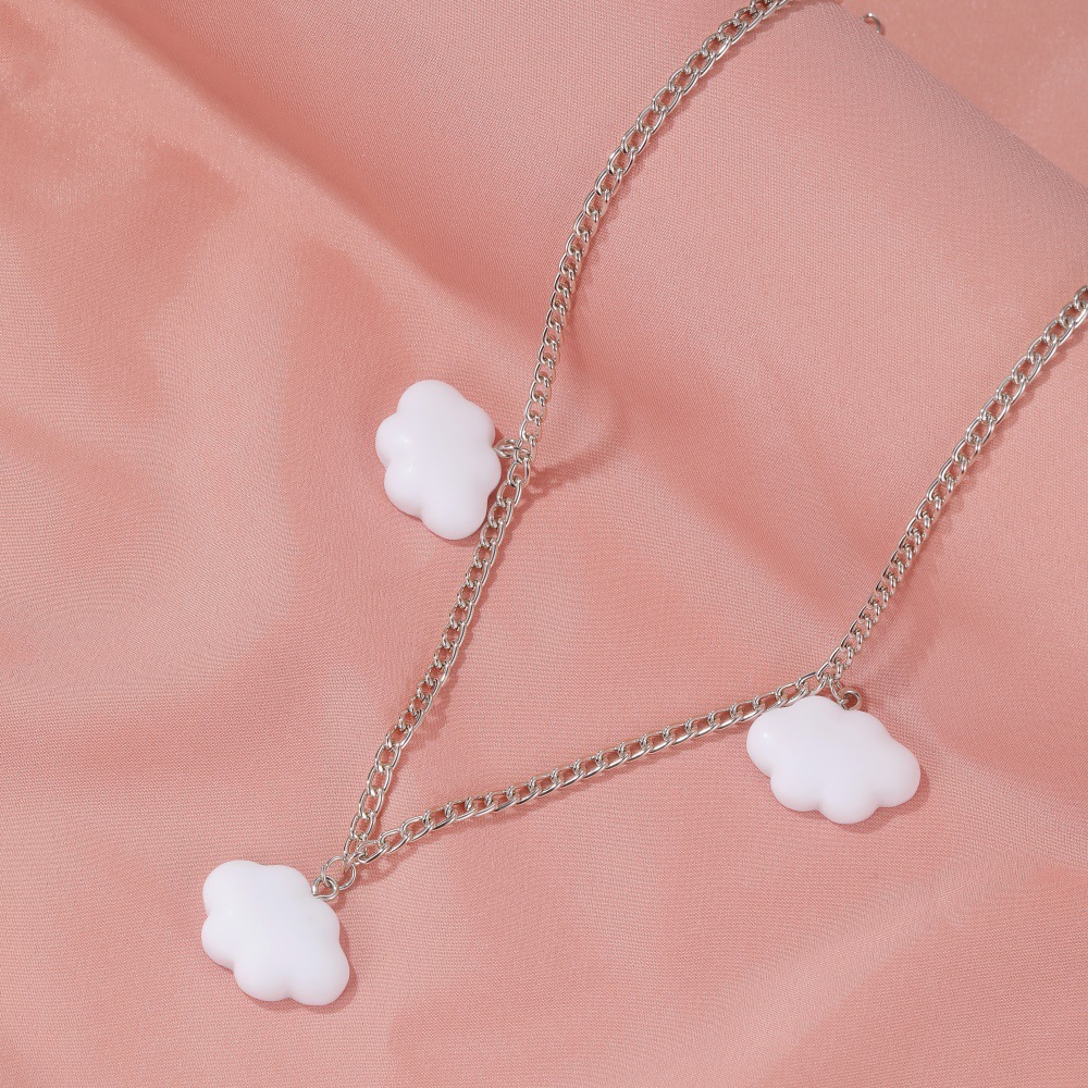 New Exaggerated Cloud Pendant  Cartoon White Cloud Simulation Alloy  Necklaces For Women display picture 5