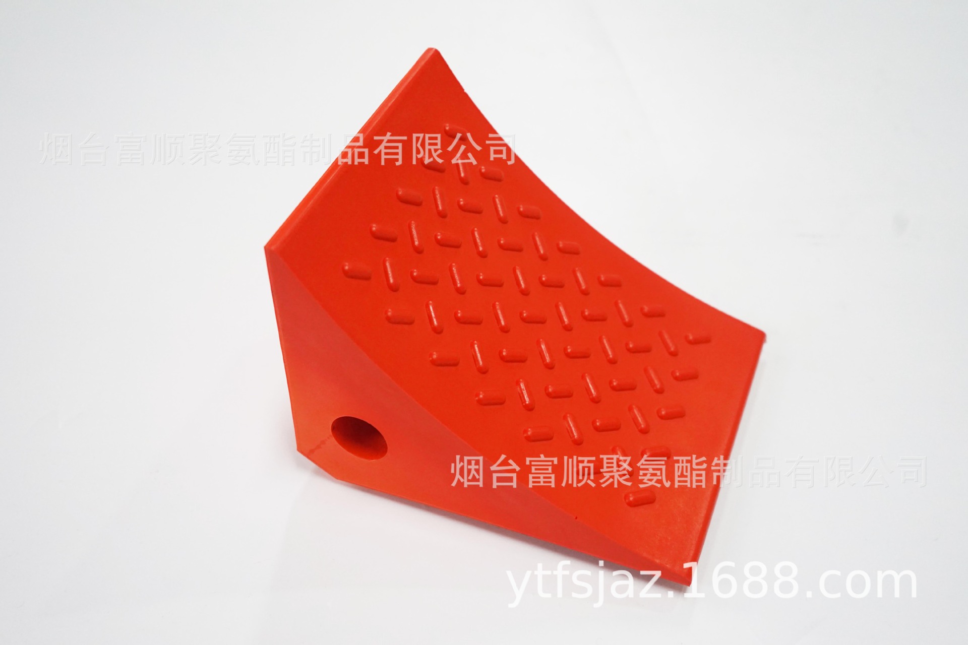 富顺直供多型号承重聚氨酯汽车档轮器 挡轮块 汽车止滑器 止滑块