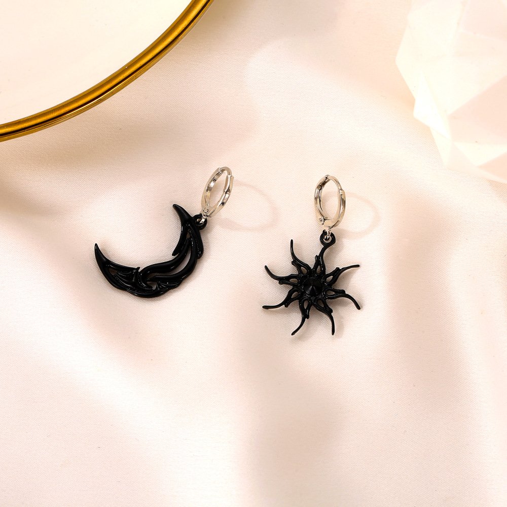 Asymmetrical Short Hollow Star And Moon Earrings display picture 8