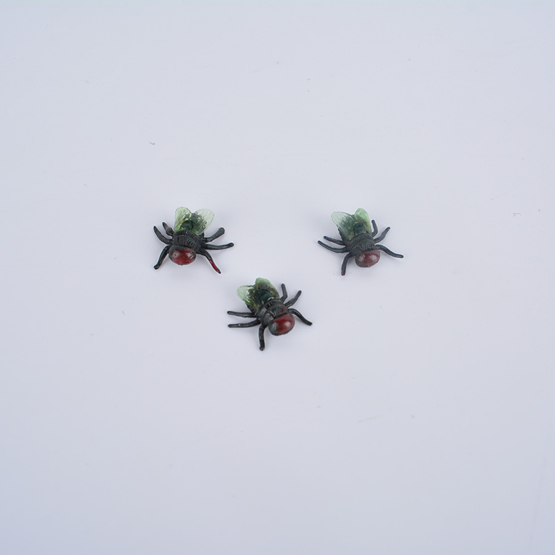 Wholesale of 1812 Cross-border prank props, including simulated flies and ants, novel and unique prank toys, and realistic cockroaches detail image 5