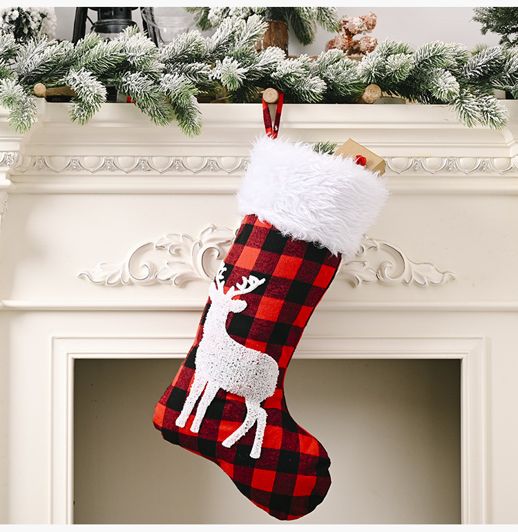 Red And Black Plaid Christmas Socks Tree Pendant display picture 7