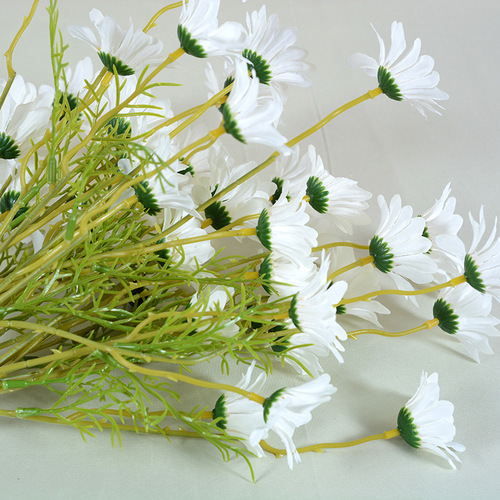 Simulated daisy 5-head Dutch chrysanthemum cosmos wedding home photography decoration props simulated flower chamomile