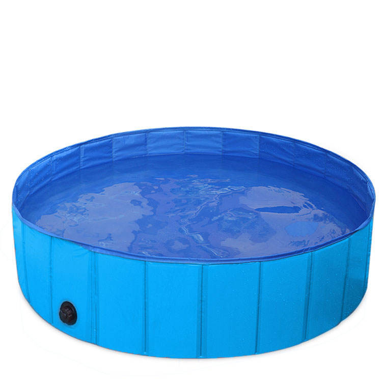 Travel swimming pool for bath