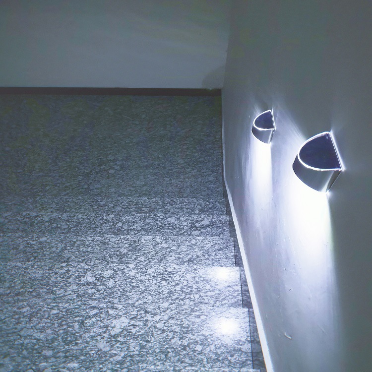 跨境燈戶外太陽能燈樓梯階梯燈不鏽鋼窗格圍牆燈防水LED壁燈防水