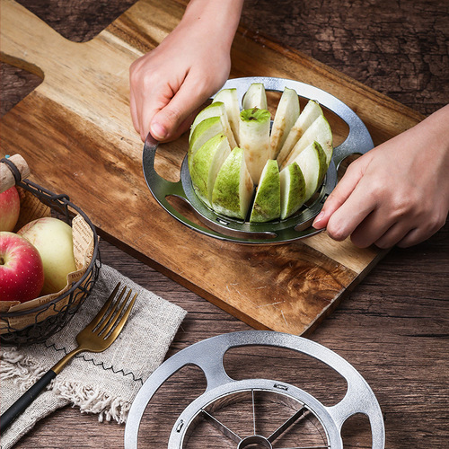 Creative round UFO apple cutting stainless steel flying saucer type apple slicer fruit divider drop shipping