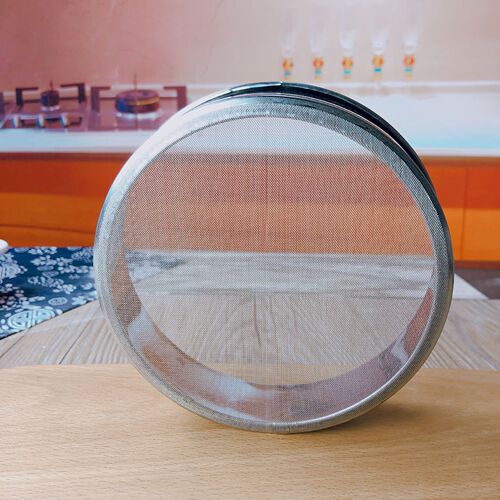Flour sieve, ultra-fine mesh hand-held stainless steel mesh, 60 mesh fine sugar powder sieve, household flour dryer sieve baking tool