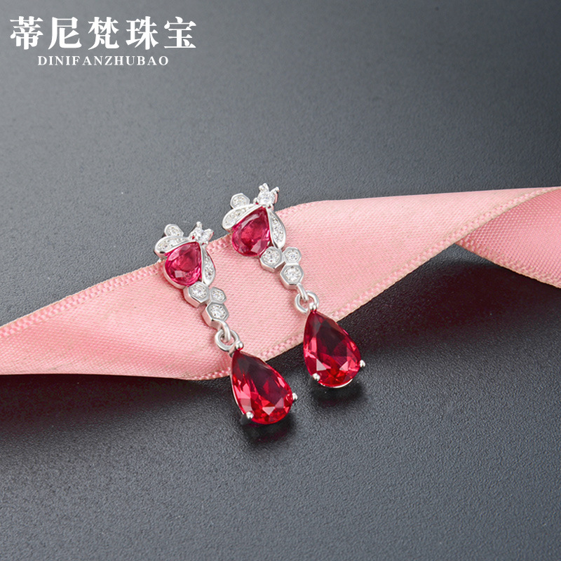 Con incrustaciones de circonio abeja s925 pendientes de plata elegante noble banquete chica pendientes fuente fábrica al por mayor