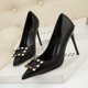 323-1 the European and American wind fashionable OL professional shoes high heel with shallow mouth pointed metallic rivet clasp sexy single shoes