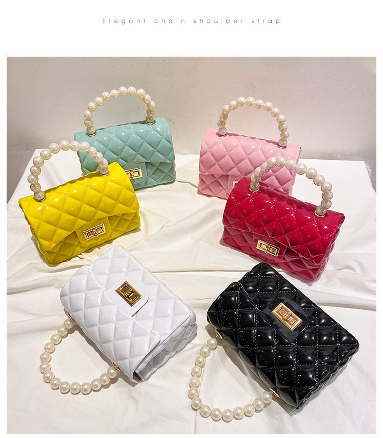 Fashion Lingge Pearls Quilted Square Buckle Jelly Bag display picture 3