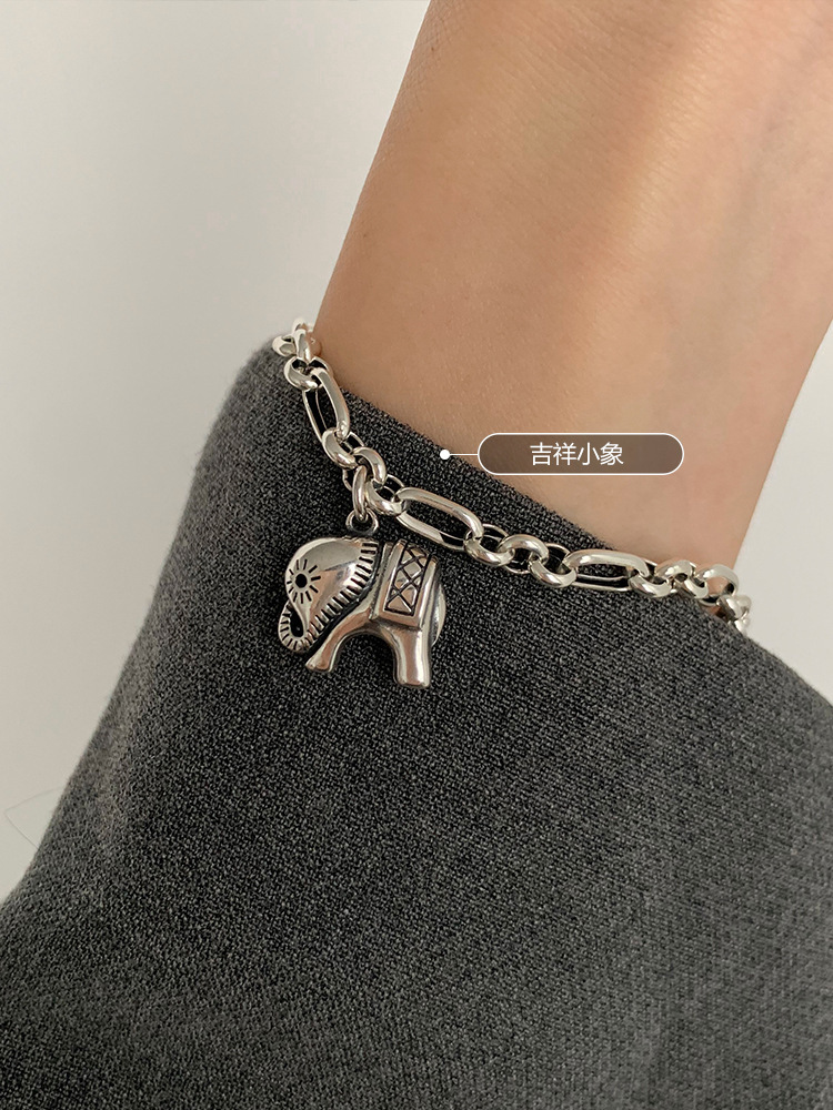 【S10】Lucky baby elephant bracelet