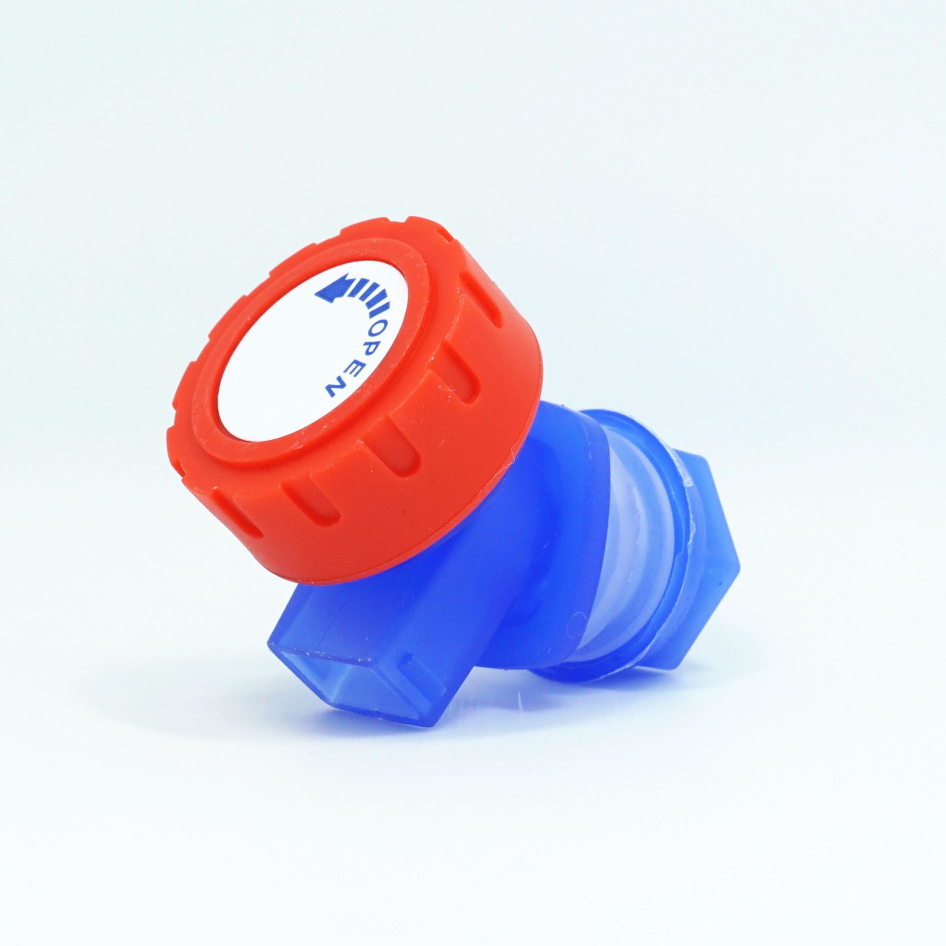 Plastic blue faucet, rotary knob type for brewing wine bottles, juice bottle water storage tank, mineral water bucket faucet and water valve Specification drawing