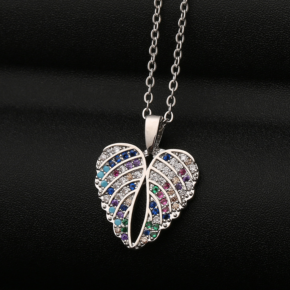 Fashion Wings Heart-shape Copper Inlaid Zircon Necklace Wholesale display picture 4