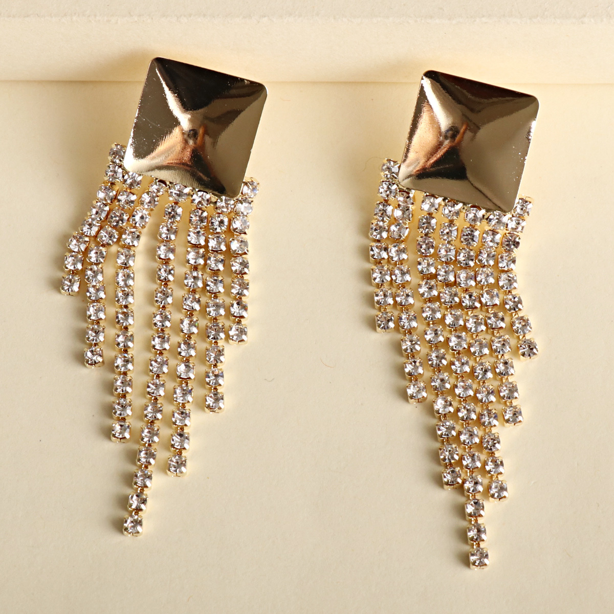 New Fashion Geometric Tassel Exaggerated Big Earrings Hot-selling display picture 9