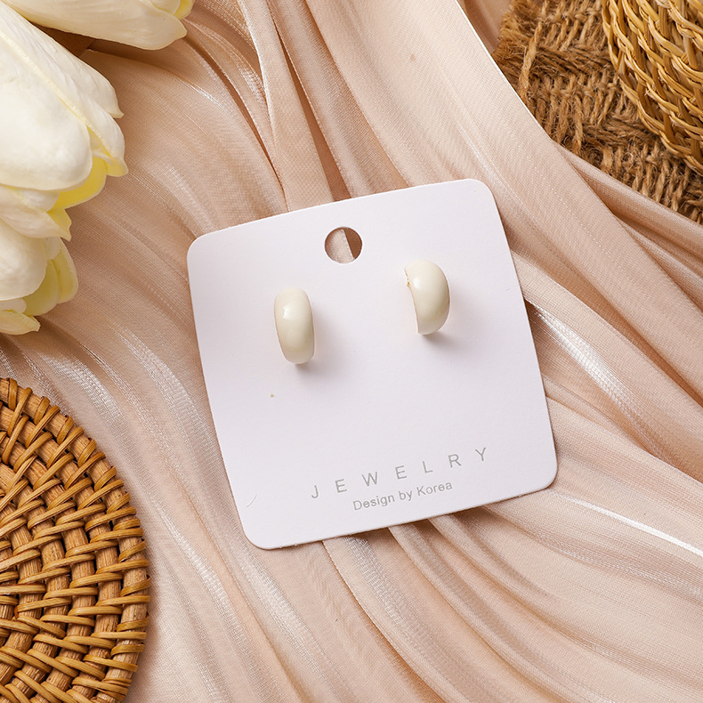 Pendientes Curvos De Moda display picture 10